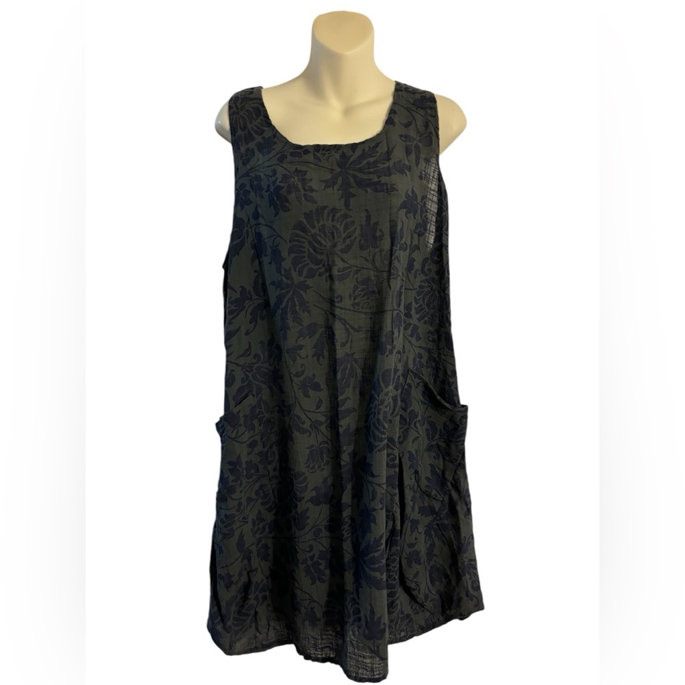 Made in Italy cotton and linen blend dress. EUC